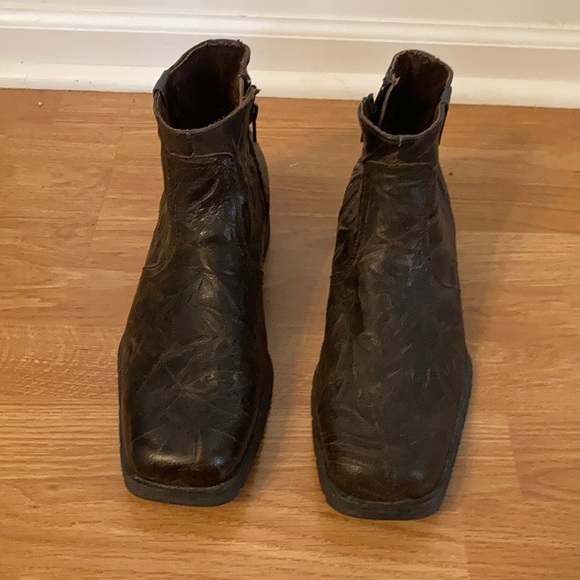 Men’s size 10 Learners Steve Madden Ankle Boots main image 11
